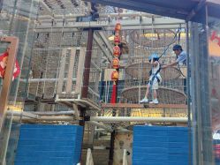 -PIPIKINGDOM皮皮王国欢乐号(欢乐海岸购物中心店)