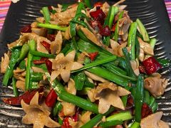 -香巴拉云南餐厅(华莱坞店)