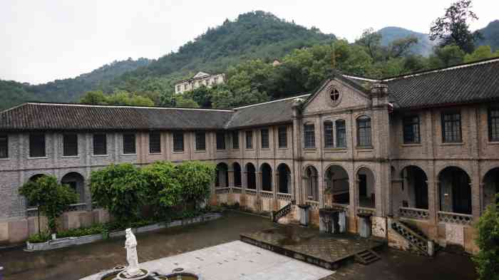 慈母堂-"慈母堂 位于南岸鸡冠石的慈母堂远."-大众点评移动版