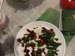 -蜗牛小馆醉乡民谣云南菜(惠新西里店)