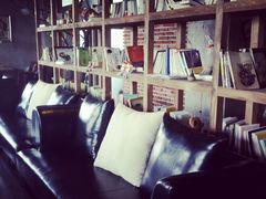 -reading cafe瑞汀咖啡(新华路店)