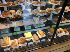 -星巴克臻选(郑州中原万达店)