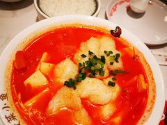 -渝是乎酸菜鱼(龙旗购物中心店)