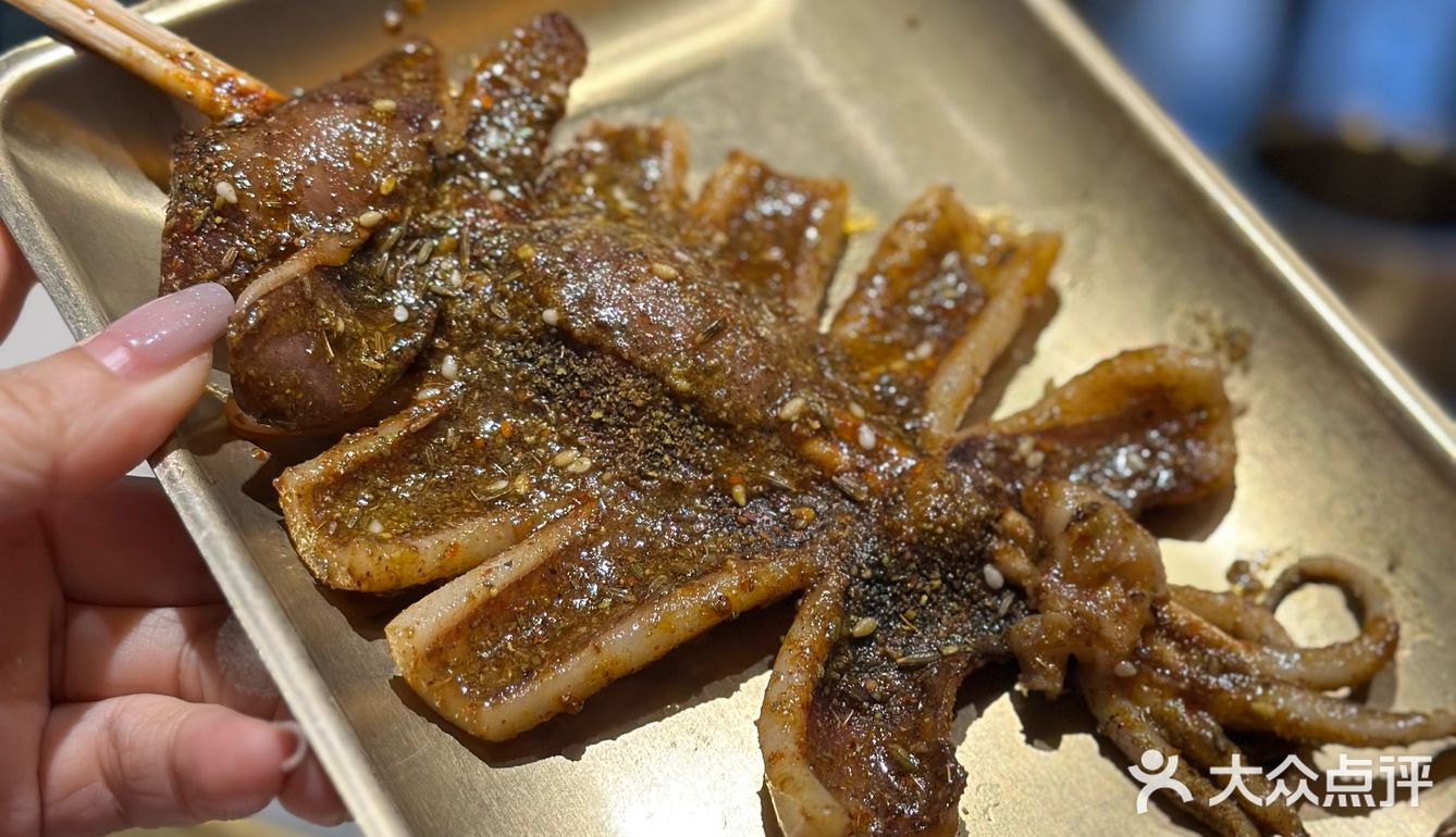 一家羊肉锅很好吃的串儿店