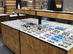 -罗伯特眼镜·蔡司官方授权(罗湖国贸店)