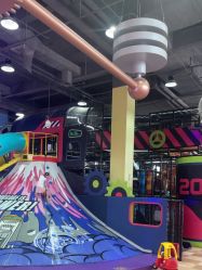 -欧酷世界动力星球(王府井奥莱UP TOWN店)