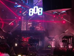 -808 LiveHouse
