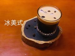 -無名记忆Music Bar夜景怀旧酒吧