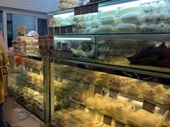 面包甜点陈列柜-白玉兰食品(甜云店)