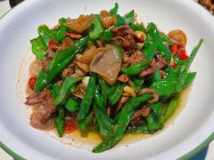小炒黄牛肉-湘鼎盛·大厨鲜炒湖南味(高新银泰店)