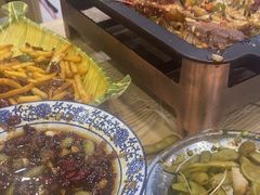 -江城燕子大排档(江汉路步行街店)