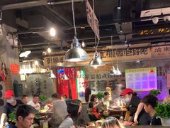 -萍姐火锅·公路夜市(武汉首店)