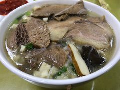 -伊黎园牛羊肉泡馍馆(向阳路商贸街店)