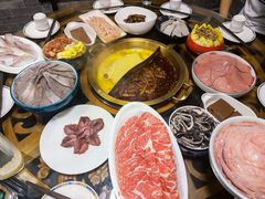 -小天鹅火锅·一线江景洪鼎旗舰店(洪崖洞店)