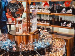 -Laderach 莱德拉(上海环贸iapm店)