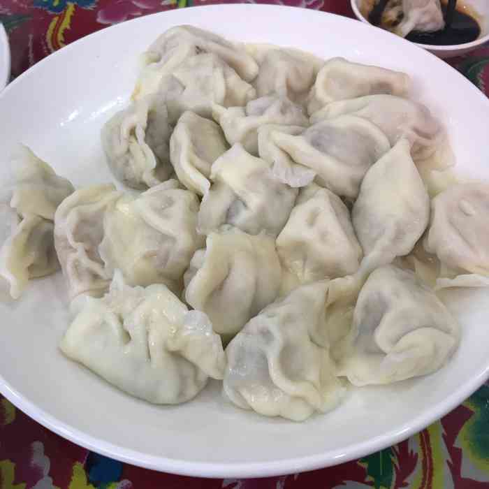 周记东北饺子馆-"「地三鲜」可能因为今天是冬至,店里比较忙.