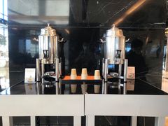 -上海龙之梦万丽酒店