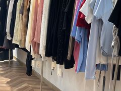 -眷顾自助服装工作室(中南金石国际广场A座店)