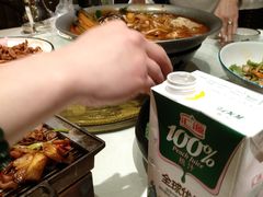 -津鲁园饭店