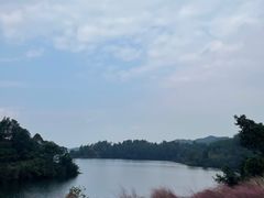 -华凌山庄·隐湖栖