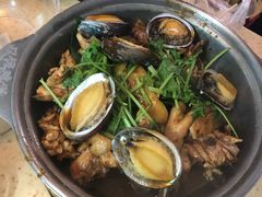 -芳村榕树头叹佬鸡煲(体育西店)