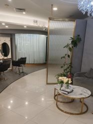 点击看大图 -八佰伴8008星级形象店