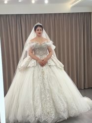 -乔伊婚纱