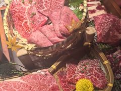 -山川小町·极番烧肉(新地假日广场店)