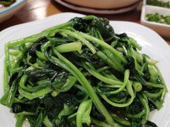 蒜蓉鸡毛菜-山楂树融合菜餐厅
