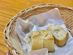 餐前面包-LA MAISON公鸡和龙(蛇口店)