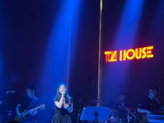 -TZ House音乐现场(来福士中心店)