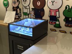 -LINE FRIENDS Garosu-gil Flagship Store