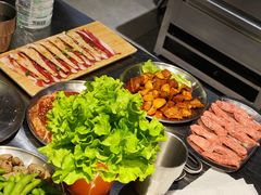 -马路牙子烧烤音乐酒馆(望京店)