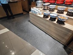 -九锅一堂酸菜鱼(新南凯德直营店)