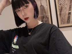 -PE SALON