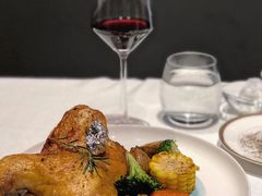 法式香料烤鸡-ELUNE艾露恩·人良斋西餐厅