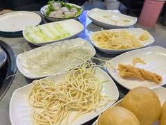 -光头药膳鸡(莱茵小镇店)