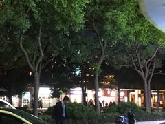 -百联临沂购物中心(临沂路店)