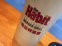 -The Habit Burger Grill 哈比特汉堡(复兴soho店)