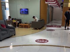 -雅悦齿科(顾村公园店)