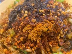 -拈签一笑黄牛肉辣卤串串