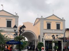 -佛罗伦萨小镇广佛名品奥特莱斯(疏港路店)