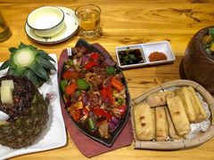 -老滇山寨•云南特色菜•地方菜•民族风情歌舞表演(金碧店)