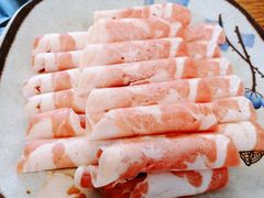 -毛辣果·贵州红酸汤牛肉火锅(西单店)