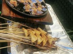 -何师烧烤·香辣蟹·川菜·30年老品牌(太古里旗舰店)