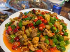 -乡土特色.冷锅鱼.牦牛肉汤锅