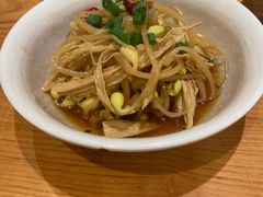 -诚铭记·虾仁汤包·成都小吃(融创店)