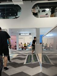 -MINI MARS KIDS CLUB亲子家庭中心(长宁天山店)