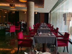 -粤尚腾香居中餐厅(首都机场希尔顿店)