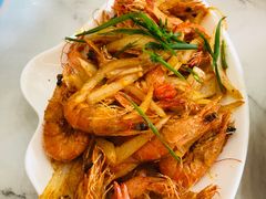 -覃记海鲜美食餐厅